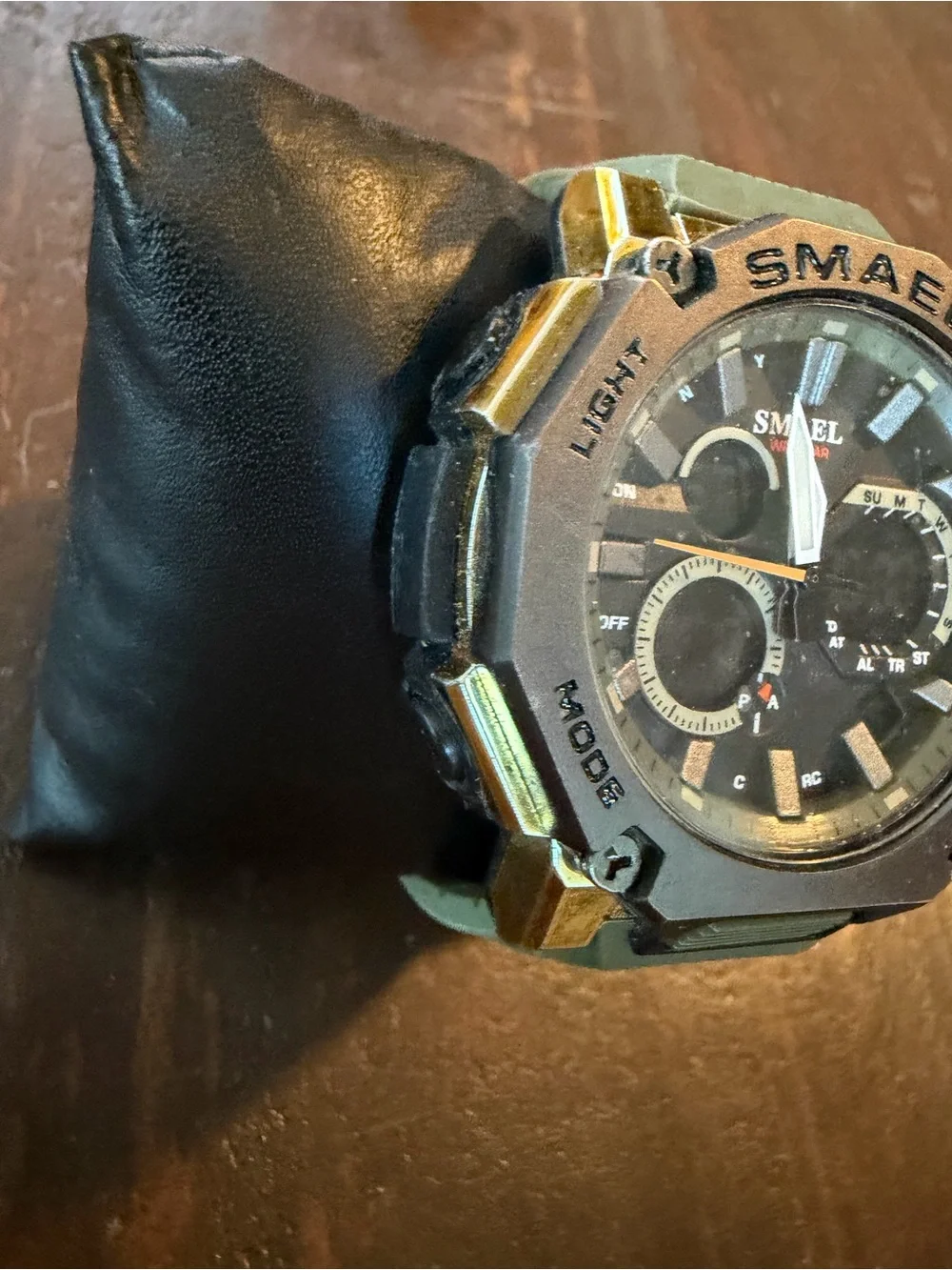 SMAEL Tactical Sport Watch in Army Green & Black